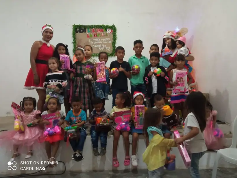 Entrega de Detalles de Navidad, foto 1